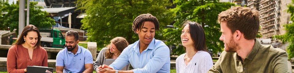 Students enjoying themselves in the sun.